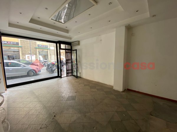 negozio in affitto a Livorno in zona Centro Città