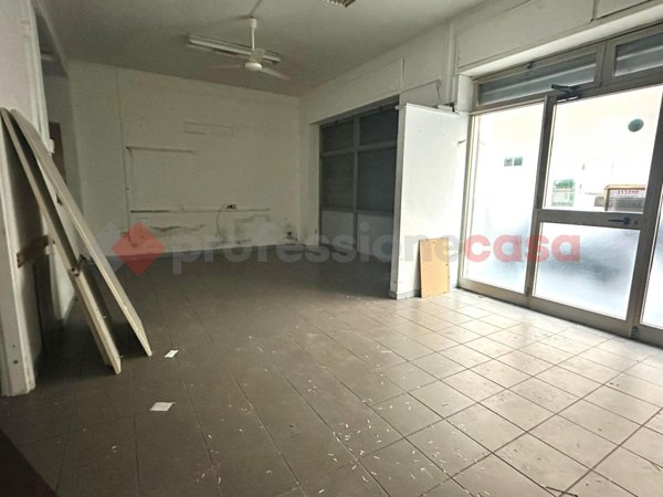 negozio in affitto a Livorno in zona Centro Città