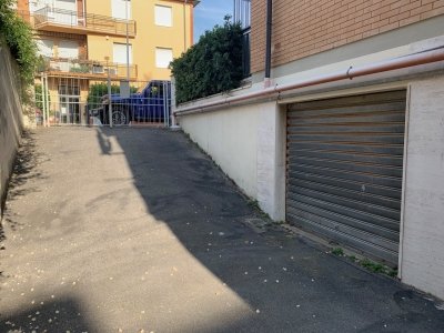 locale di sgombero in affitto a Livorno