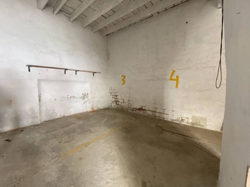 locale di sgombero in affitto a Livorno in zona Centro Città