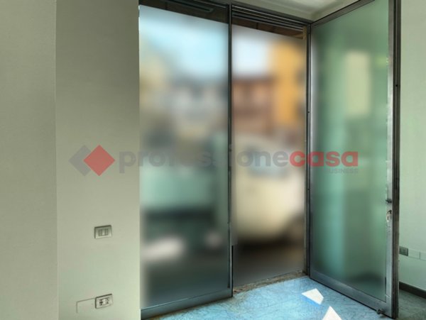 negozio in affitto a Livorno