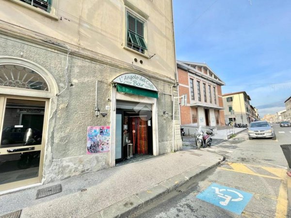 negozio in affitto a Livorno