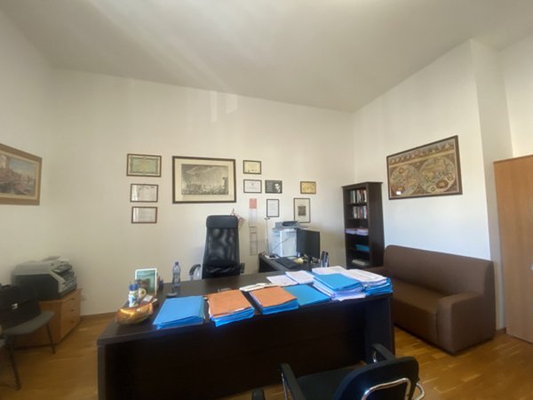 ufficio in affitto a Livorno