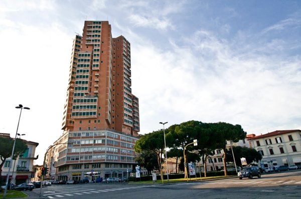 negozio in affitto a Livorno
