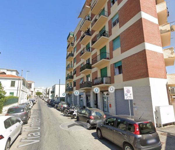 negozio in affitto a Livorno