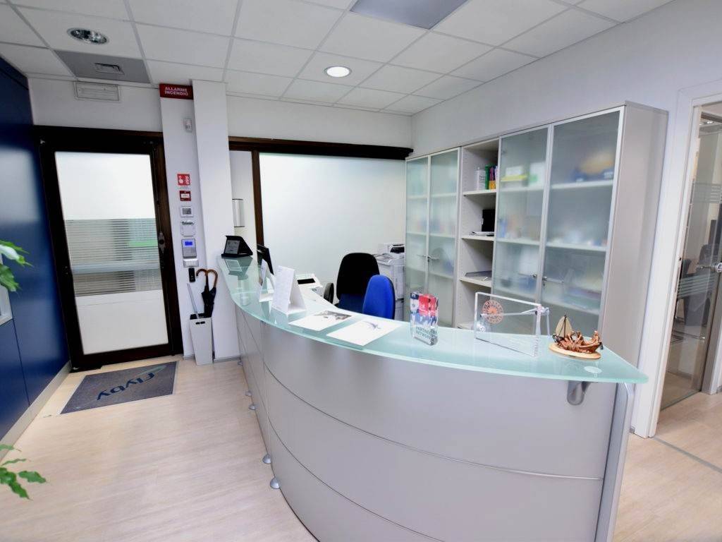 ufficio in affitto a Livorno in zona Antignano