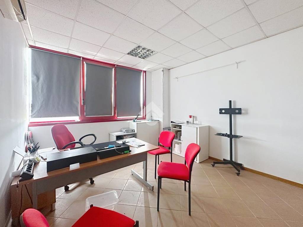 ufficio in affitto a Livorno