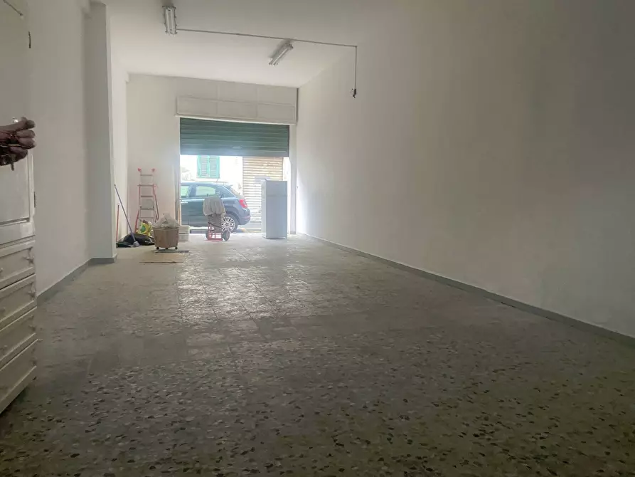 locale di sgombero in affitto a Livorno in zona Centro Città