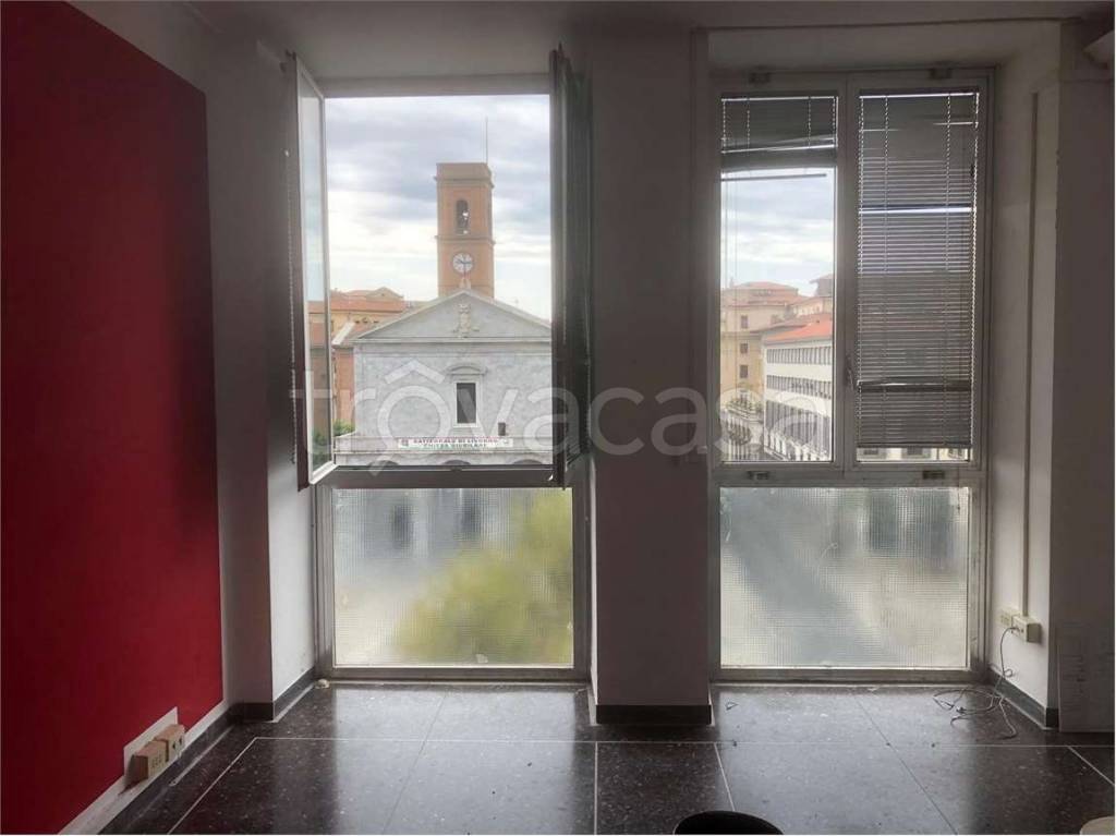 ufficio in affitto a Livorno in zona Centro Città