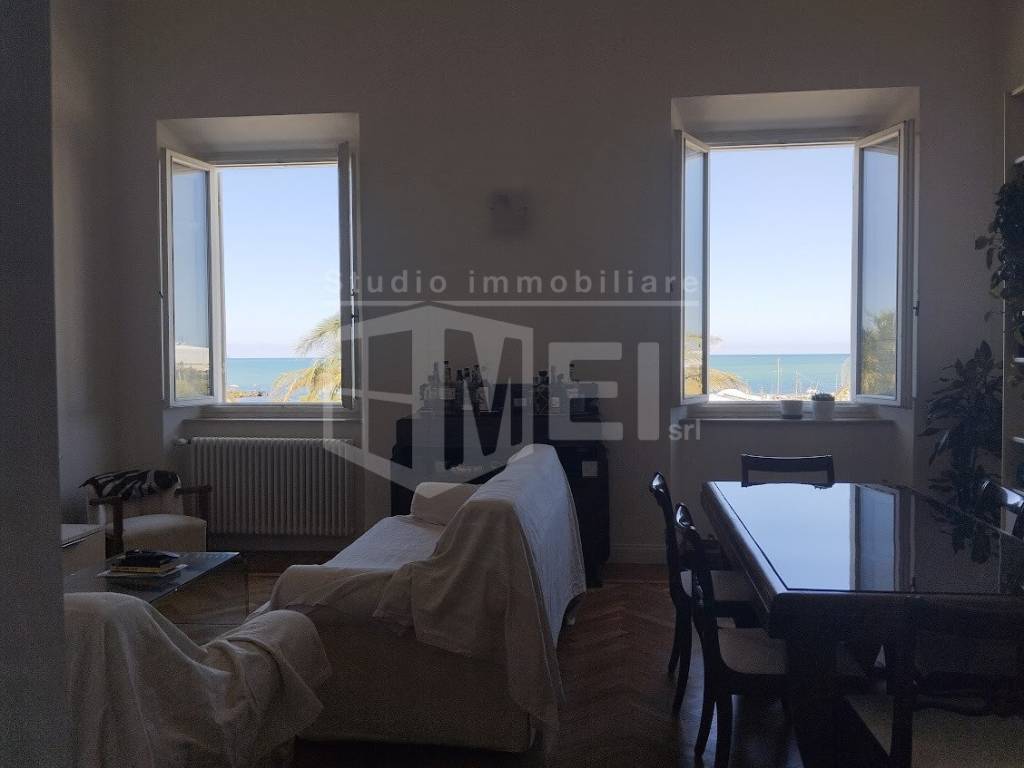 appartamento in affitto a Livorno in zona Lungomare