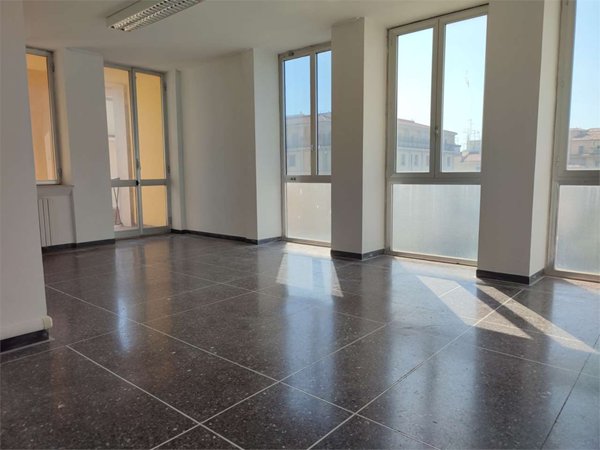 ufficio in affitto a Livorno in zona Centro Città