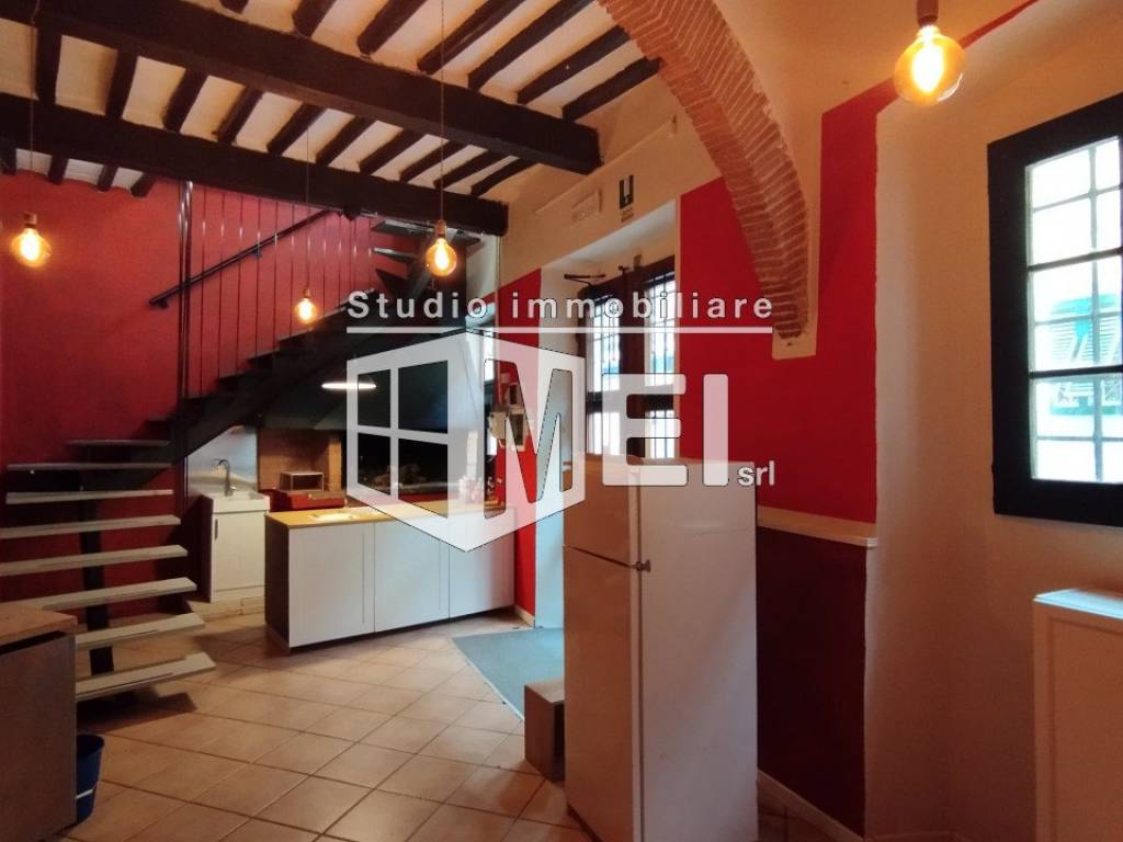negozio in affitto a Livorno in zona Centro Città