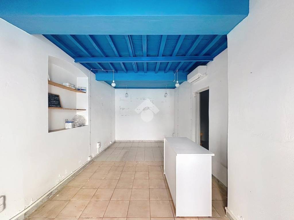 negozio in affitto a Livorno in zona Centro Città