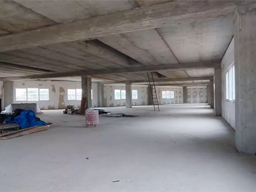 capannone in affitto a Livorno in zona Centro Città