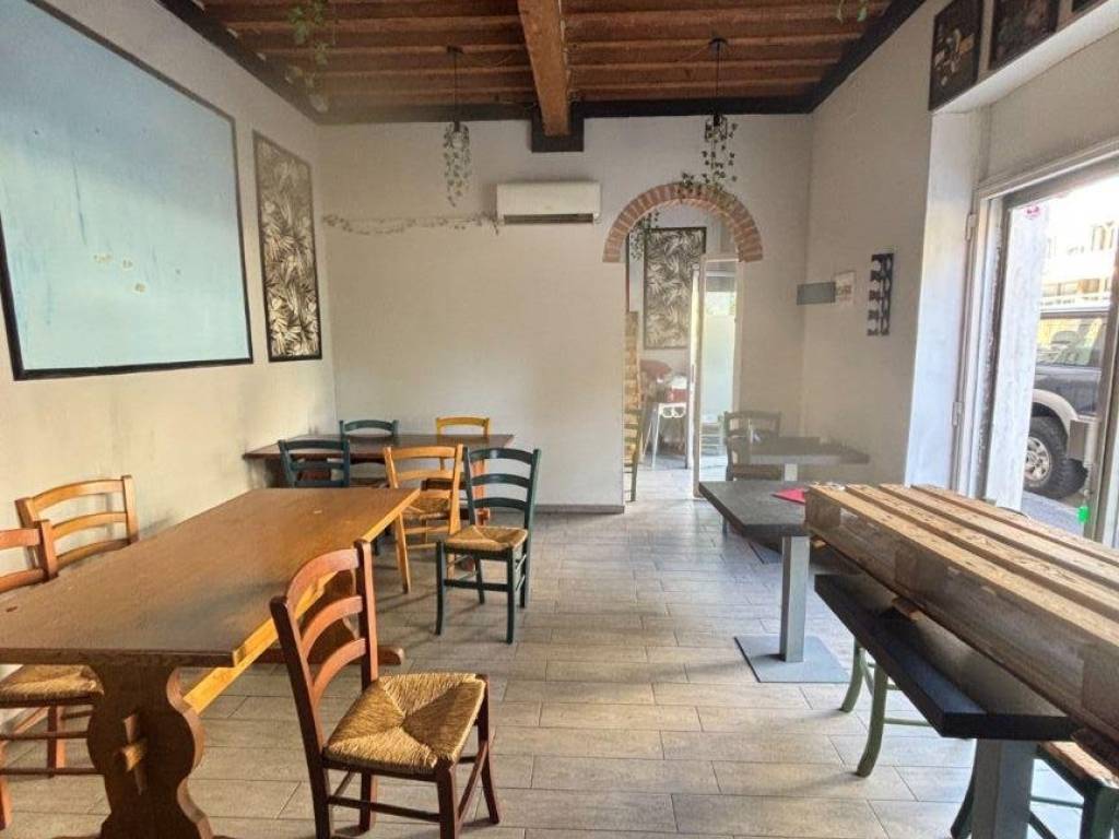 negozio in affitto a Livorno in zona Centro Città
