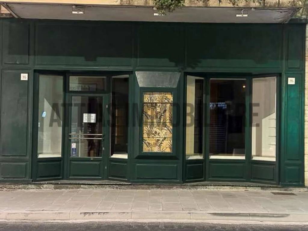 negozio in affitto a Livorno