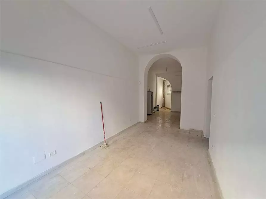negozio in affitto a Livorno