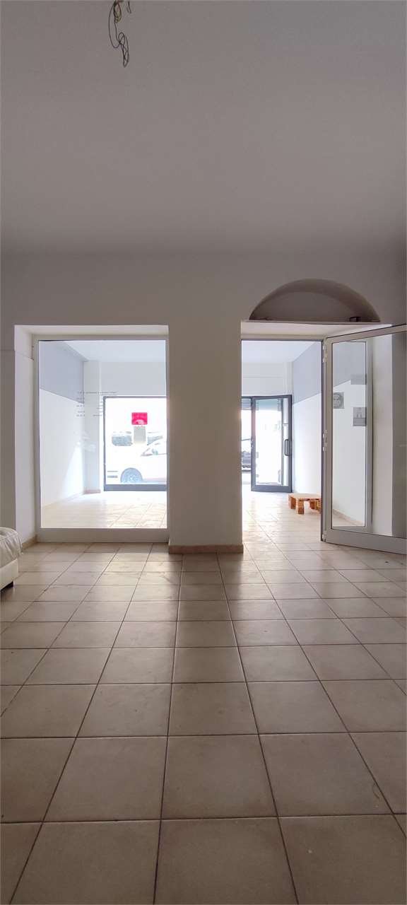 negozio in affitto a Livorno