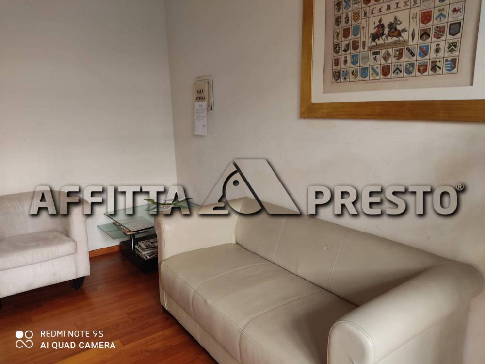 ufficio in affitto a Livorno in zona Centro Città