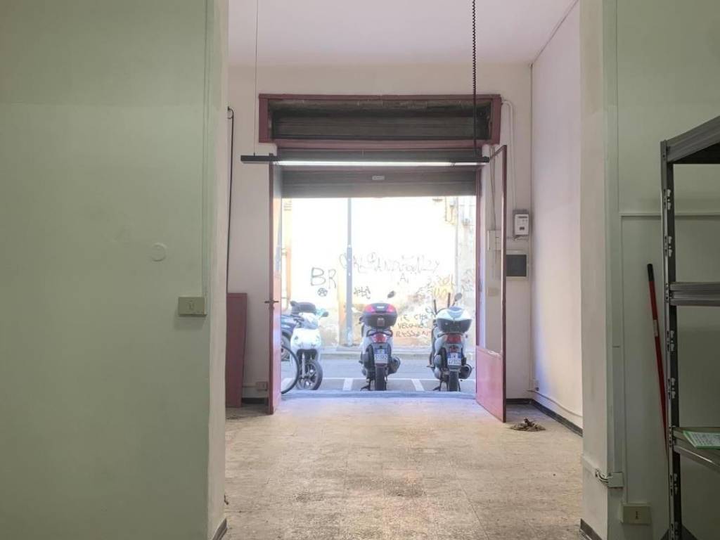 negozio in affitto a Livorno in zona Centro Città