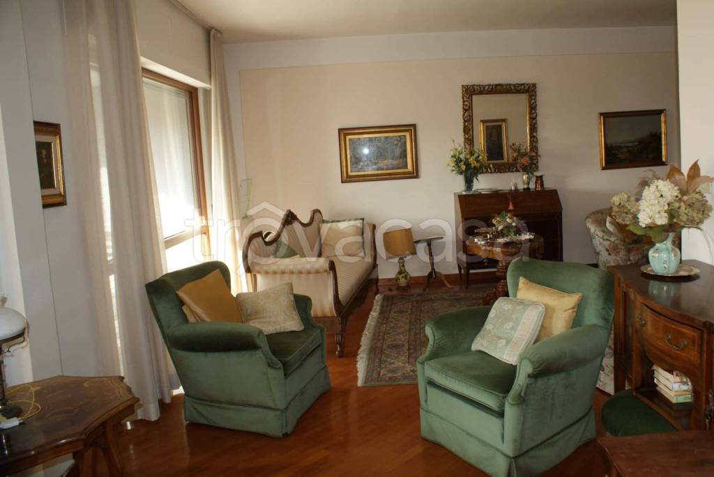 appartamento in affitto a Livorno in zona Centro Città