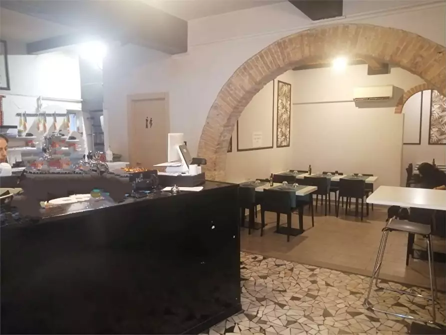 negozio in affitto a Livorno