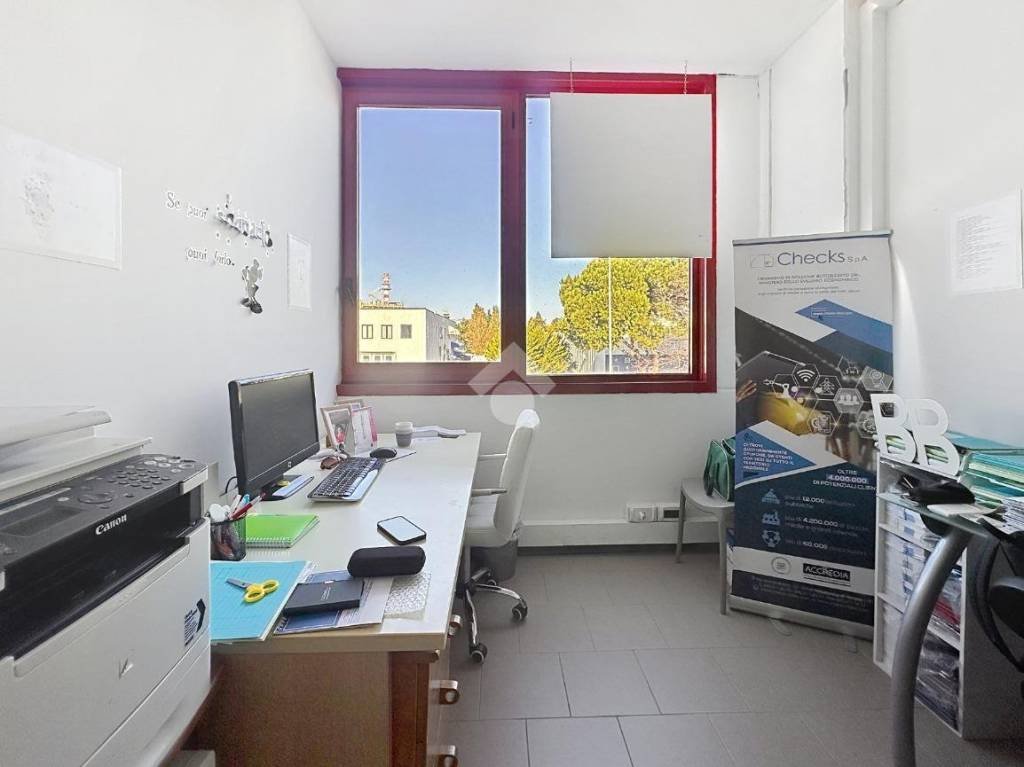 ufficio in affitto a Livorno