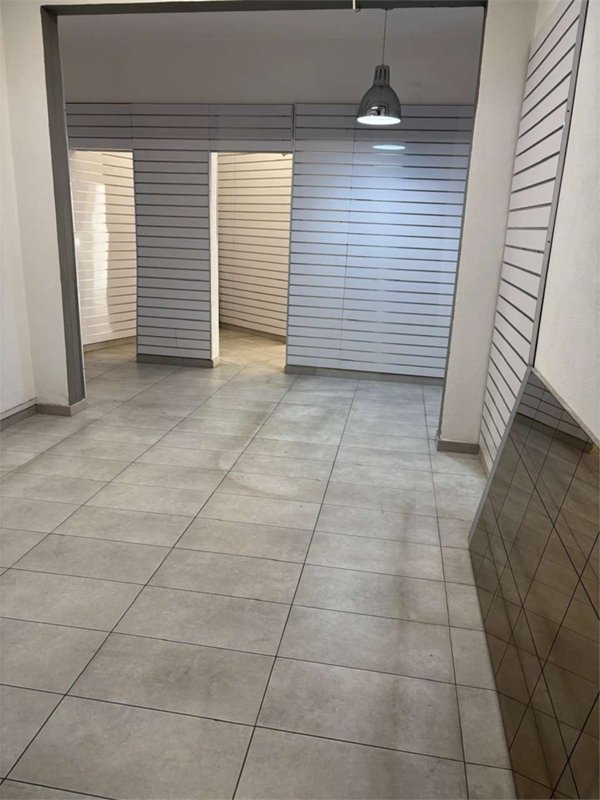 negozio in affitto a Livorno