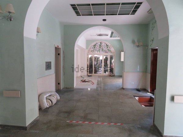 negozio in affitto a Livorno