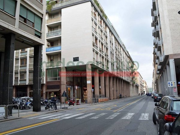 locale commerciale in affitto a Livorno in zona Centro Città