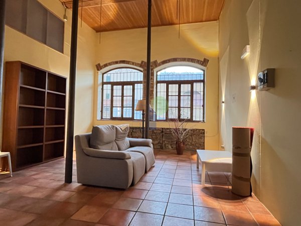 locale di sgombero in affitto a Livorno