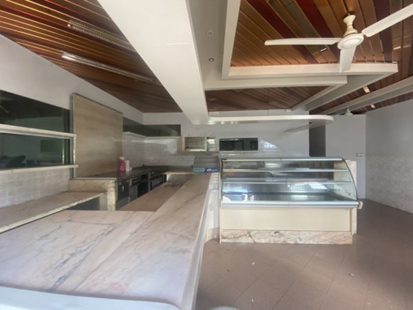 negozio in affitto a Livorno in zona Centro Città