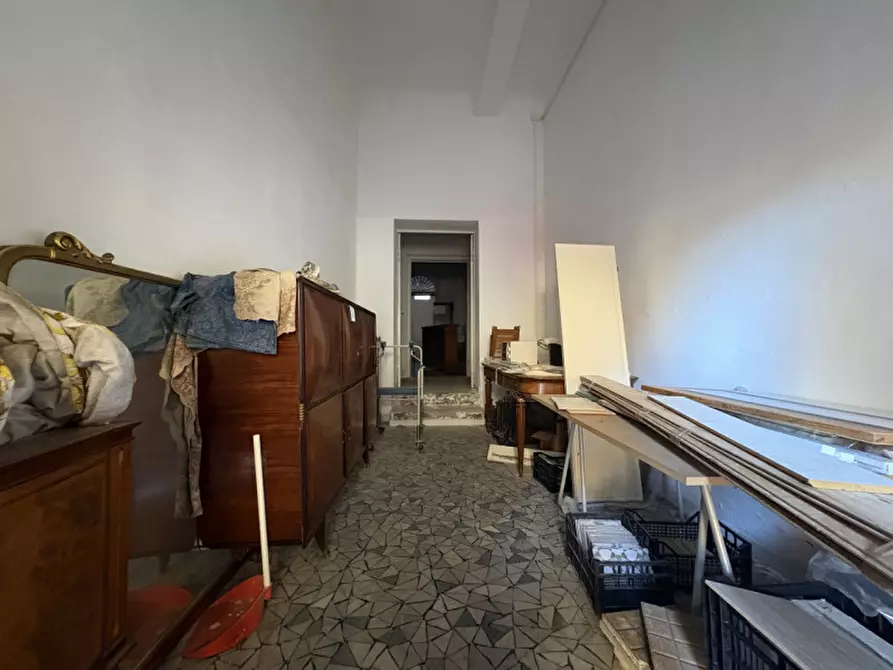 negozio in affitto a Livorno in zona Centro Città