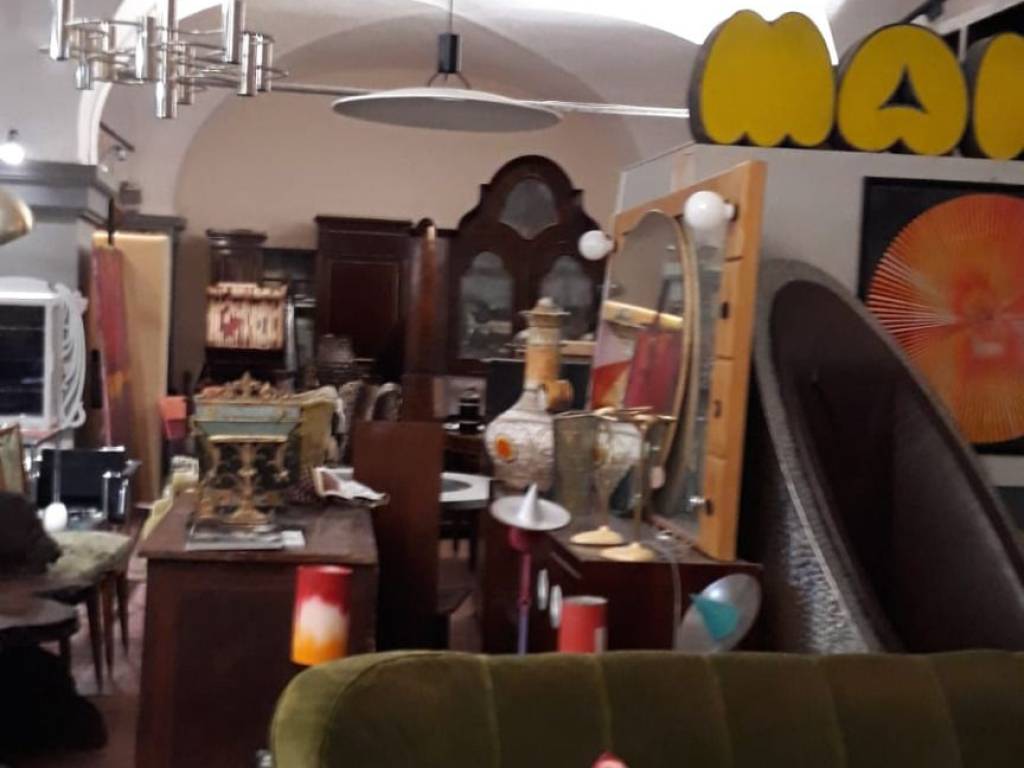 negozio in affitto a Livorno