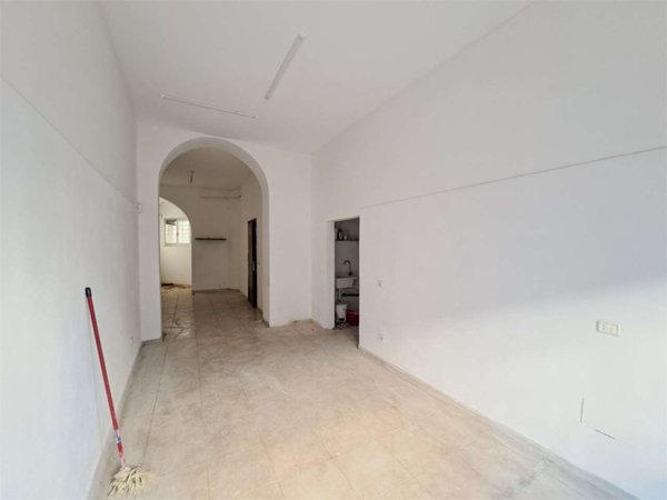 negozio in affitto a Livorno