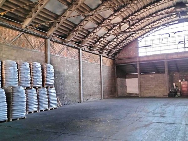 locale commerciale in affitto a Livorno