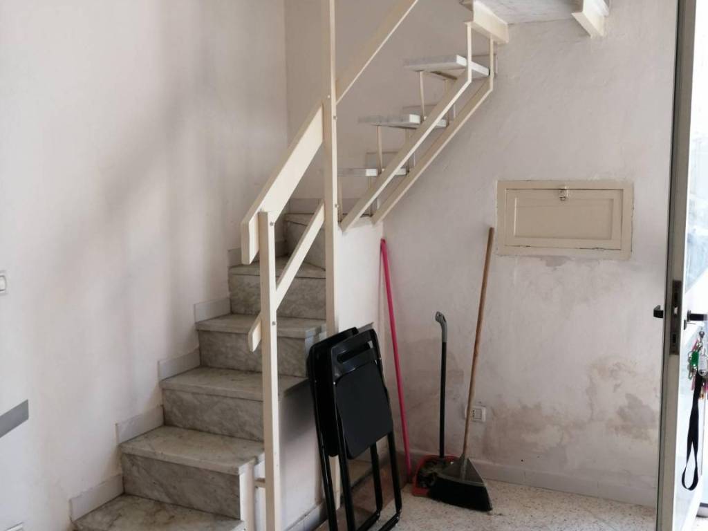 negozio in affitto a Livorno