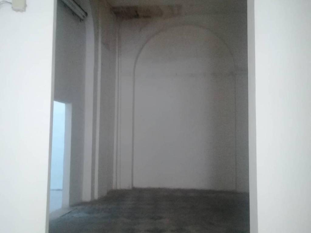 negozio in affitto a Livorno in zona Centro Città