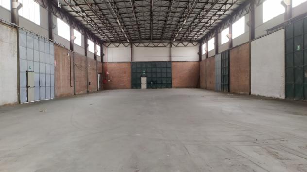 capannone in affitto a Livorno