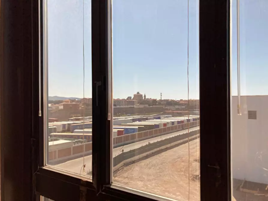 negozio in affitto a Livorno