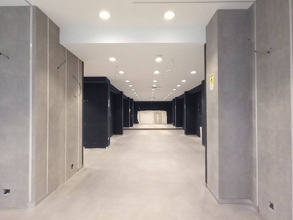 negozio in affitto a Livorno