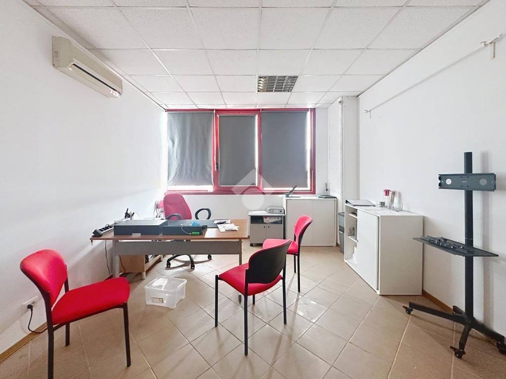 ufficio in affitto a Livorno in zona Centro Città