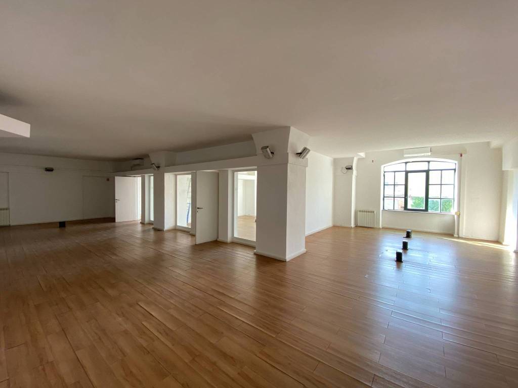 ufficio in affitto a Livorno