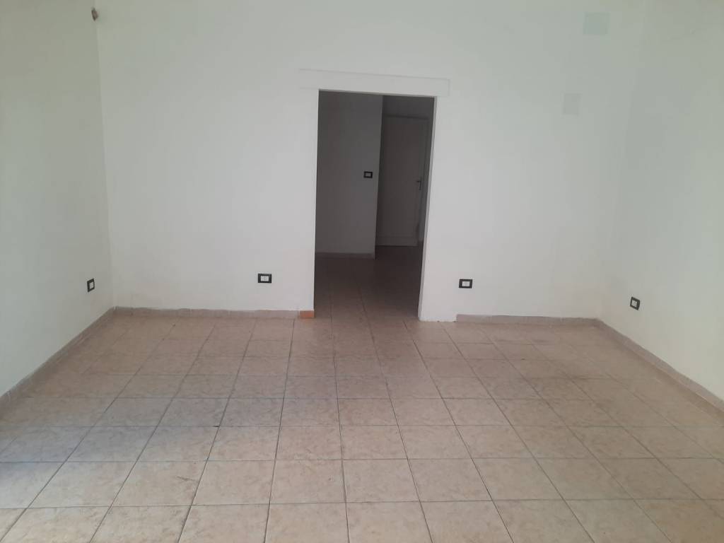 negozio in affitto a Livorno