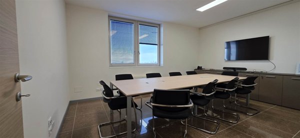 ufficio in affitto a Livorno in zona Stazione