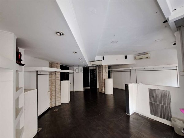 negozio in affitto a Livorno