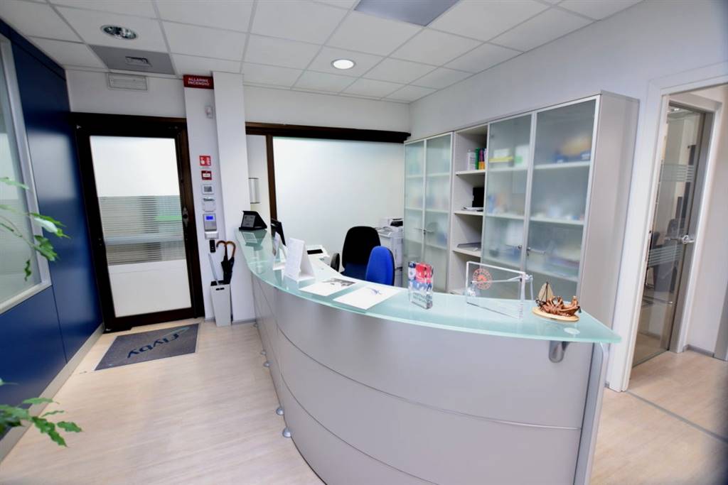 ufficio in affitto a Livorno in zona Antignano