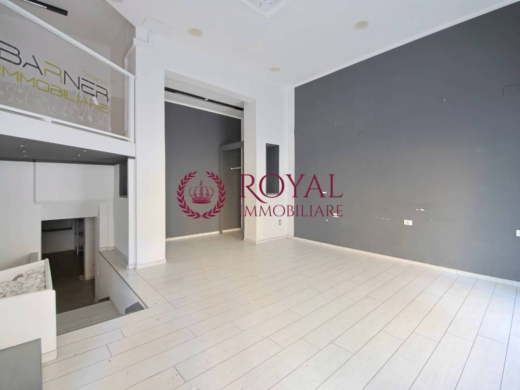 negozio in affitto a Livorno