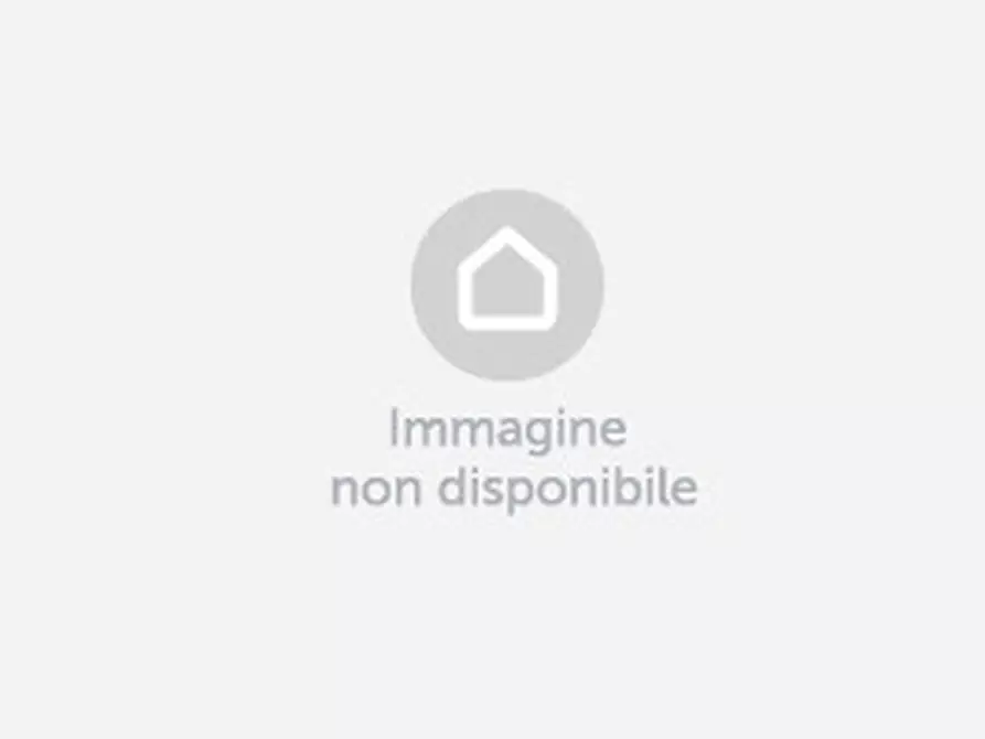 locale commerciale in affitto a Livorno