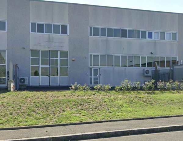 locale commerciale in affitto a Livorno